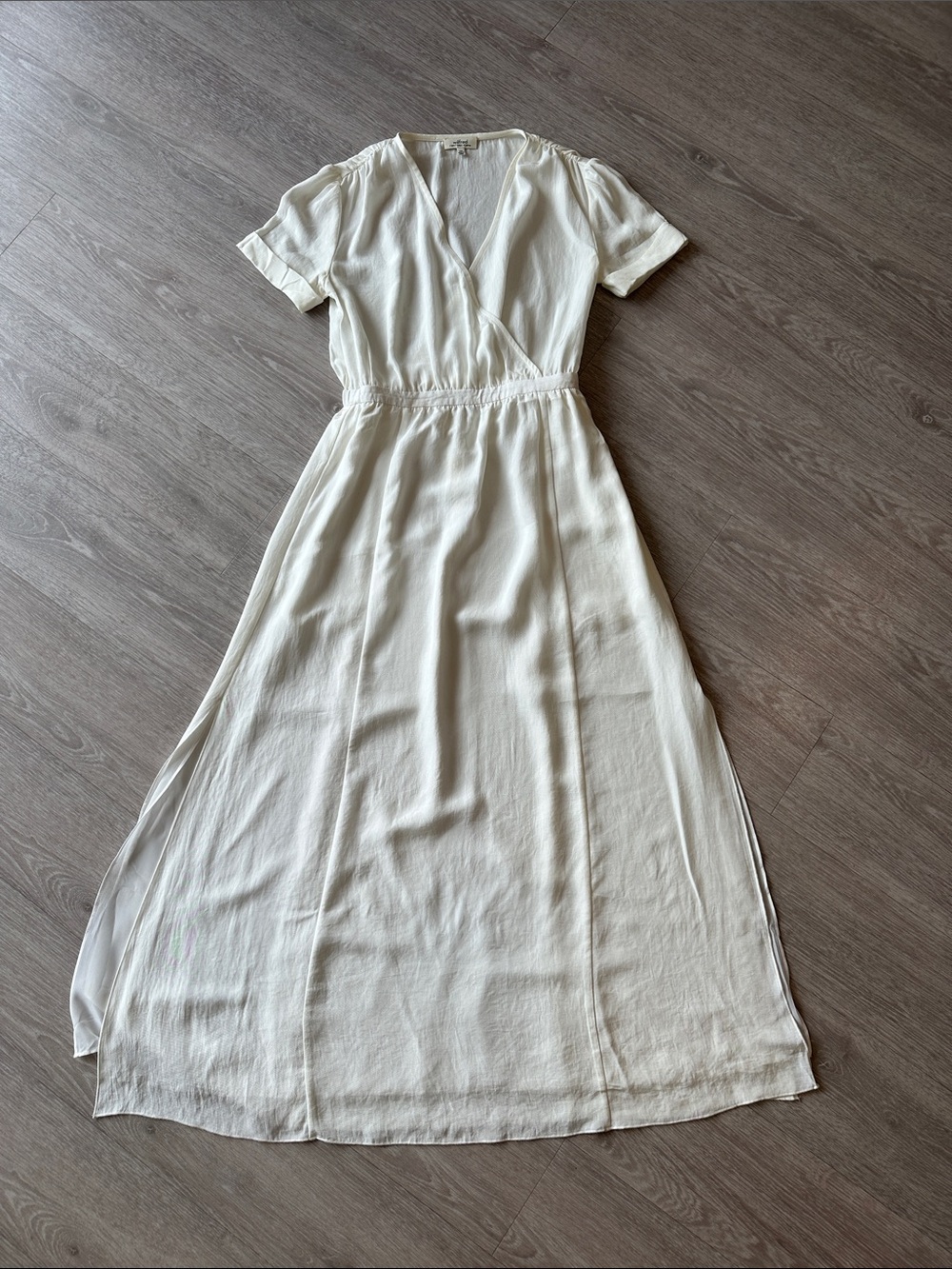 Aritzia Wilfred White/ Cream Wrap Maxi Dress. Size XXS
